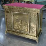 Жертовник карбування з іконою "Моління" (на литих ніжках)_120*70 см